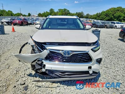 Piąte zdjęcie samochodu w środku: 2021 TOYOTA HIGHLANDER HYBRID PLATINUM VIN:5TDEBRCH1MS048860 - miniatura