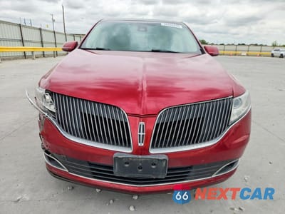 Piąte zdjęcie samochodu w środku: 2015 LINCOLN MKT VIN:2LMHJ5AT2FBL04573 - miniatura