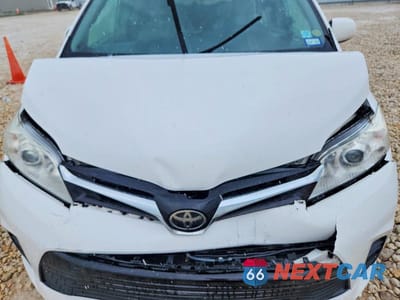 Zdjęcie 12 z 13 samochodu: 2019 TOYOTA SIENNA LE VIN:5TDKZ3DC3KS010624 - miniatura