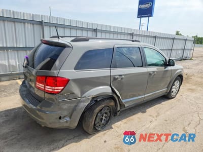 Trzecie zdjęcie samochodu z tyłu: 2020 DODGE JOURNEY SE VIN:3C4PDCAB5LT268196 - miniatura