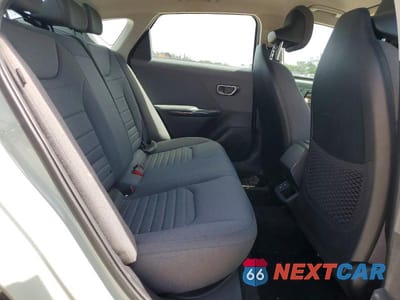 Zdjęcie 10 z 12 samochodu: 2025 KIA K4 EX VIN:3KPFU4DE3SE121448 - miniatura