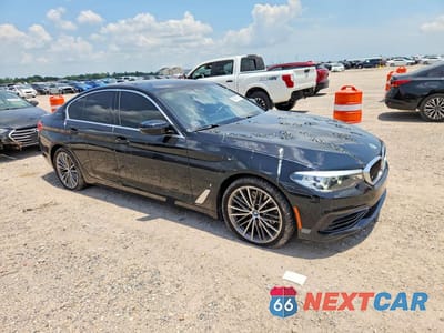 Czwarte zdjęcie samochodu z boku: 2019 BMW 530E VIN:WBAJA9C51KB389488 - miniatura