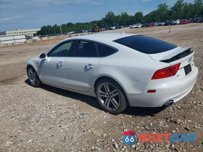 Drugie zdjęcie samochodu z przodu: 2014 AUDI A7 PREMIUM PLUS VIN:WAUWGAFC9EN090933 - miniatura
