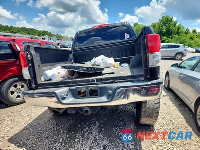 Zdjęcie 6 z 12 samochodu: 2011 TOYOTA TUNDRA CREWMAX SR5 VIN:5TFDW5F11BX170097 - miniatura