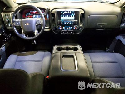 Zdjęcie 8 z 12 samochodu: 2018 CHEVROLET SILVERADO K1500 LT VIN:3GCUKREC4JG563360 - miniatura