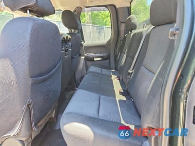 Zdjęcie 10 z 12 samochodu: 2010 CHEVROLET SILVERADO K2500 HEAVY DUTY LT VIN:1GC5KXBG0AZ173565 - miniatura