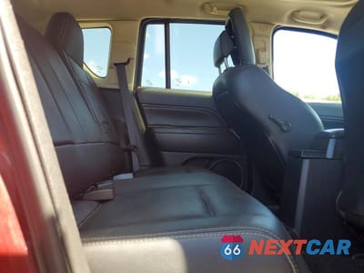 Zdjęcie 10 z 12 samochodu: 2016 JEEP COMPASS LATITUDE VIN:1C4NJDEB2GD733903 - miniatura