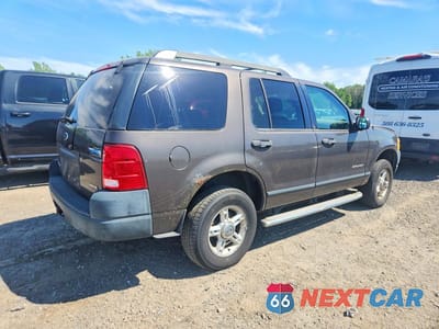 Trzecie zdjęcie samochodu z tyłu: 2005 FORD EXPLORER XLS VIN:1FMZU72E55UB54129 - miniatura