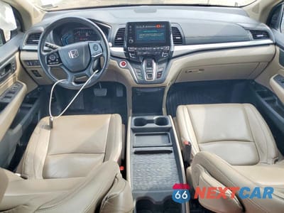 Zdjęcie 8 z 13 samochodu: 2018 HONDA ODYSSEY EXL VIN:5FNRL6H76JB003328 - miniatura