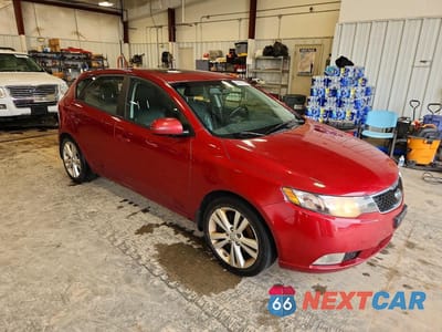 Czwarte zdjęcie samochodu z boku: 2012 KIA FORTE SX VIN:KNAFW5A32C5490489 - miniatura