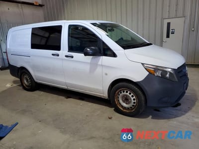 Czwarte zdjęcie samochodu z boku: 2016 MERCEDES-BENZ METRIS VIN:WD3PG2EA6G3165870 - miniatura