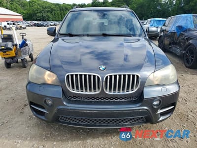 Piąte zdjęcie samochodu w środku: 2011 BMW X5 XDRIVE50I VIN:5UXZV8C56BL420103 - miniatura