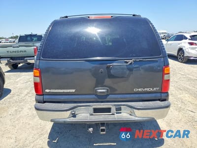 Zdjęcie 6 z 12 samochodu: 2003 CHEVROLET SUBURBAN K1500 VIN:3GNFK16T53G223864 - miniatura
