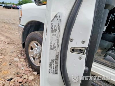 Zdjęcie 13 z 13 samochodu: 2022 RAM 2500 TRADESMAN VIN:3C6UR5CJ6NG365821 - miniatura