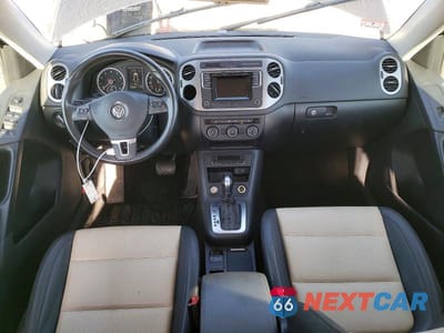Zdjęcie 8 z 12 samochodu: 2016 VOLKSWAGEN TIGUAN S VIN:WVGBV7AX1GW594647 - miniatura