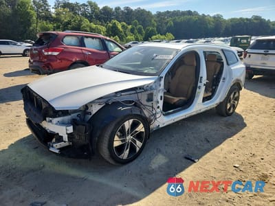 2020 VOLVO V60 CROSS COUNTRY T5 MOMENTUM YV4102WK6L1037932 - główne zdjęcie licytacji z USA - miniatura