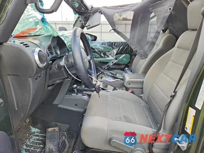 Zdjęcie 7 z 13 samochodu: 2007 JEEP WRANGLER SAHARA VIN:1J4GA59107L198750 - miniatura