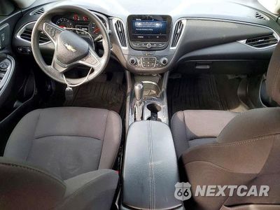 Zdjęcie 8 z 12 samochodu: 2020 CHEVROLET MALIBU LT VIN:1G1ZD5ST6LF007948 - miniatura