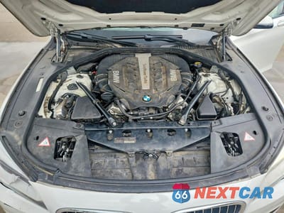 Zdjęcie 11 z 12 samochodu: 2014 BMW 750 LI VIN:WBAYE8C53ED780597 - miniatura