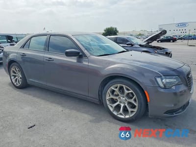 Czwarte zdjęcie samochodu z boku: 2021 CHRYSLER 300 TOURING VIN:2C3CCAAG5MH601318 - miniatura