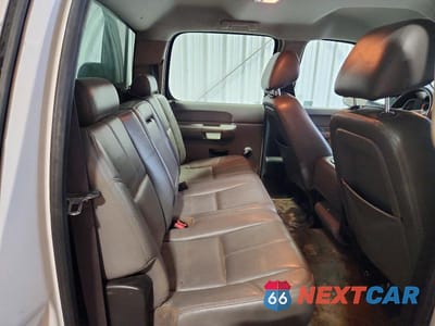 Zdjęcie 11 z 13 samochodu: 2012 GMC SIERRA K2500 HEAVY DUTY VIN:1GT12ZC83CF141120 - miniatura