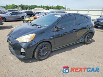 2012 TOYOTA PRIUS C ONE JTDKDTB35C1007577 - główne zdjęcie licytacji z USA - miniatura