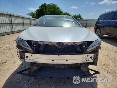 Piąte zdjęcie samochodu w środku: 2022 TOYOTA CAMRY XSE V6 VIN:4T1KZ1AK7NU064245 - miniatura