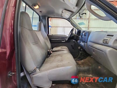 Zdjęcie 10 z 12 samochodu: 2006 FORD F250 SUPER DUTY VIN:1FTNF21526EC05325 - miniatura