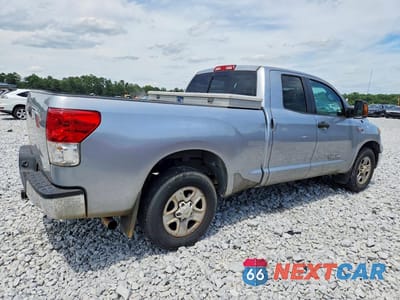 Trzecie zdjęcie samochodu z tyłu: 2011 TOYOTA TUNDRA DOUBLE CAB SR5 VIN:5TFRY5F12BX101578 - miniatura