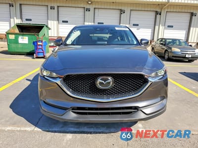 Piąte zdjęcie samochodu w środku: 2019 MAZDA CX-5 TOURING VIN:JM3KFBCMXK1530031 - miniatura