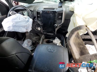 Zdjęcie 8 z 12 samochodu: 2023 RAM 1500 LARAMIE VIN:1C6SRFJT5PN541849 - miniatura