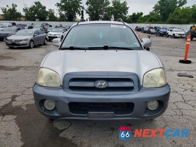 Piąte zdjęcie samochodu w środku: 2005 HYUNDAI SANTA FE GLS VIN:KM8SC13E15U858358 - miniatura