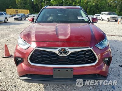 Piąte zdjęcie samochodu w środku: 2021 TOYOTA HIGHLANDER XLE VIN:5TDGZRAH5MS088639 - miniatura