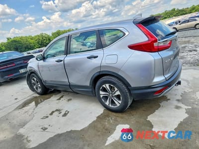 Drugie zdjęcie samochodu z przodu: 2017 HONDA CR-V LX VIN:7FARW5H32HE012153 - miniatura