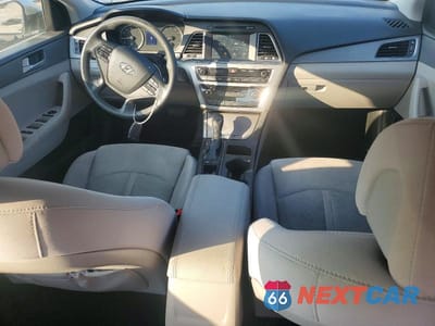 Zdjęcie 8 z 12 samochodu: 2016 HYUNDAI SONATA SE VIN:5NPE24AF3GH339472 - miniatura