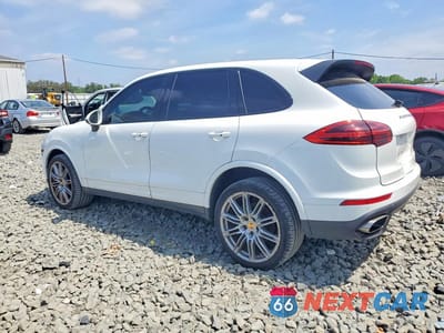 Drugie zdjęcie samochodu z przodu: 2017 PORSCHE CAYENNE VIN:WP1AA2A24HKA81676 - miniatura