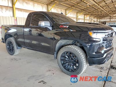 Czwarte zdjęcie samochodu z boku: 2024 CHEVROLET SILVERADO C1500 VIN:3GCNAAED8RG353356 - miniatura