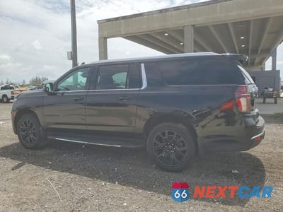 Drugie zdjęcie samochodu z przodu: 2023 CHEVROLET SUBURBAN C1500 LT VIN:1GNSCCKD7PR101468 - miniatura