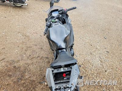 Zdjęcie 6 z 9 samochodu: 2026 KAWASAKI EX650 R VIN:ML5EXER18TDAH3312 - miniatura