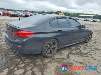 Trzecie zdjęcie samochodu z tyłu: 2018 BMW M550XI VIN:WBAJB9C5XJB049607 - miniatura