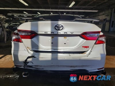 Zdjęcie 6 z 12 samochodu: 2021 TOYOTA CAMRY TRD VIN:4T1KZ1AK8MU048764 - miniatura