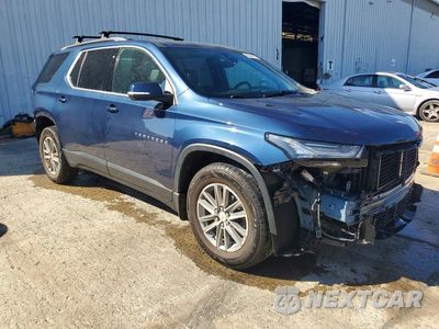 Czwarte zdjęcie samochodu z boku: 2022 CHEVROLET TRAVERSE LT VIN:1GNEVHKW9NJ190462 - miniatura
