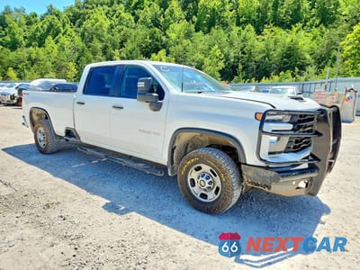 Czwarte zdjęcie samochodu z boku: 2024 CHEVROLET SILVERADO K2500 HEAVY DUTY VIN:1GC4YLE74RF177551 - miniatura