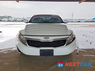 Piąte zdjęcie samochodu w środku: 2013 KIA OPTIMA LX VIN:5XXGM4A79DG129817 - miniatura