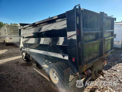 Trzecie zdjęcie samochodu z tyłu: 2022 ISUZU NRR DUMP TRUCK VIN:54DE5W1L4NSR00491 - miniatura