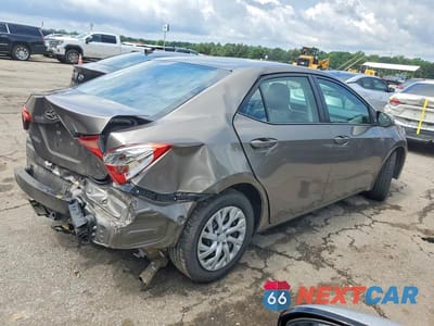 Trzecie zdjęcie samochodu z tyłu: 2018 TOYOTA COROLLA LE VIN:5YFBURHE0JP781093 - miniatura