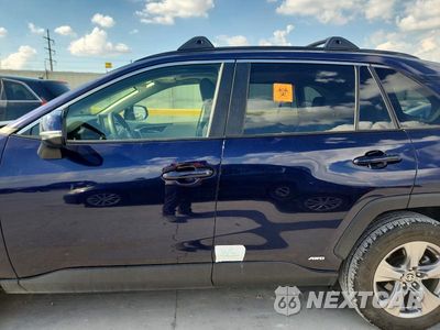 Zdjęcie 13 z 14 samochodu: 2022 TOYOTA RAV4 XLE VIN:JTMRWRFV7NJ054782 - miniatura