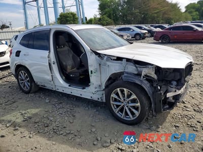 Czwarte zdjęcie samochodu z boku: 2018 BMW X3 XDRIVE30I VIN:5UXTR9C58JLD69625 - miniatura