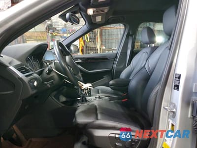Zdjęcie 7 z 13 samochodu: 2019 BMW X1 XDRIVE28I VIN:WBXHT3C58K5L38841 - miniatura