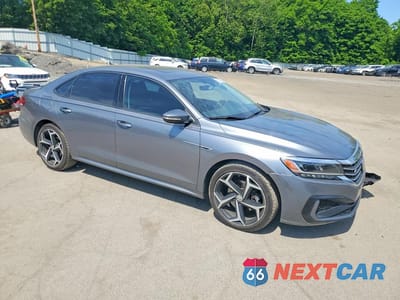Czwarte zdjęcie samochodu z boku: 2020 VOLKSWAGEN PASSAT R-LINE VIN:1VWMA7A33LC015933 - miniatura